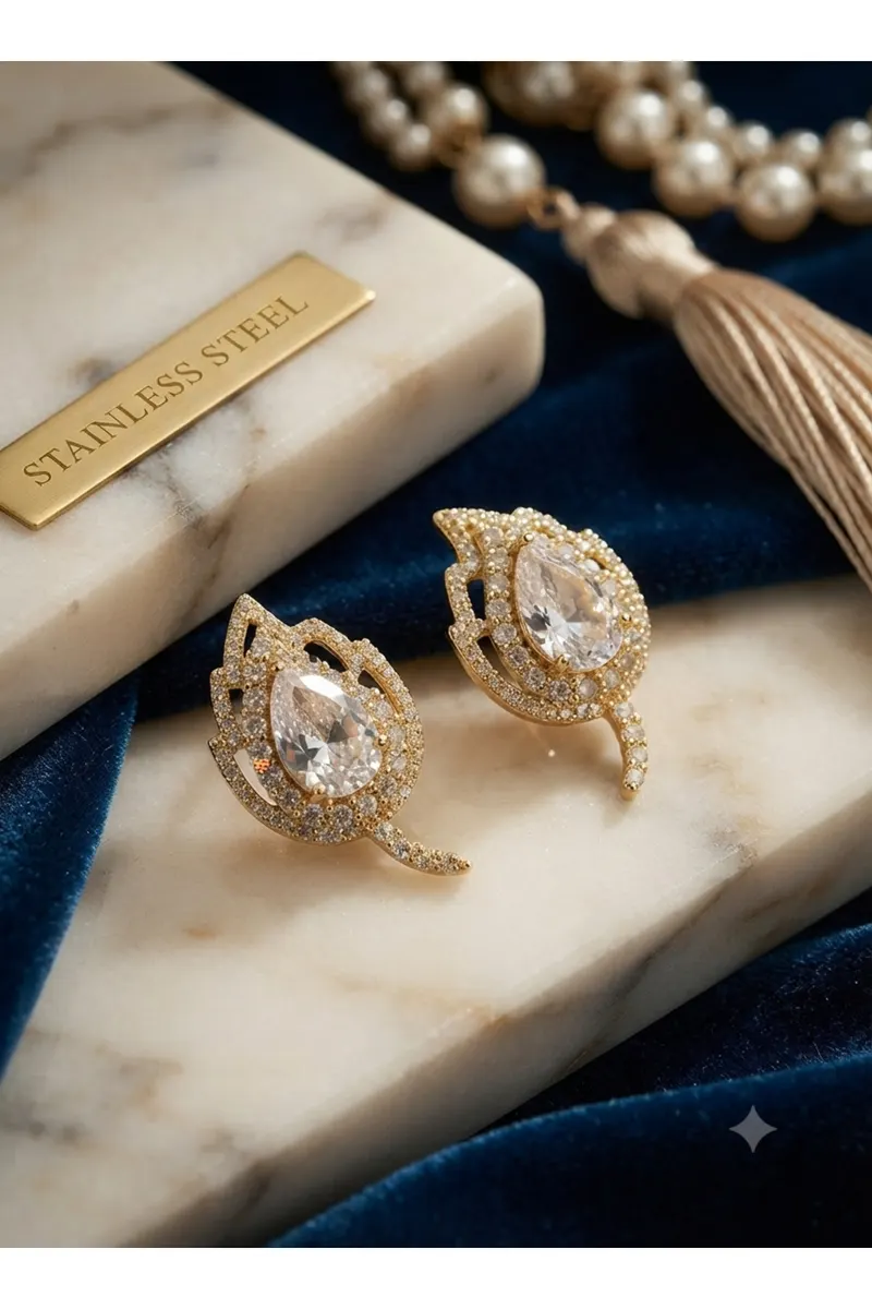Pirinç Gold Renk Zirkon Taşlı Yaprak Model Küpe