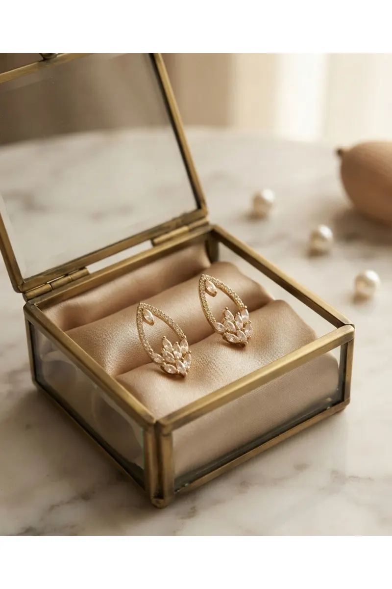 Pirinç Gold Renk Zirkon Taşlı Küpe