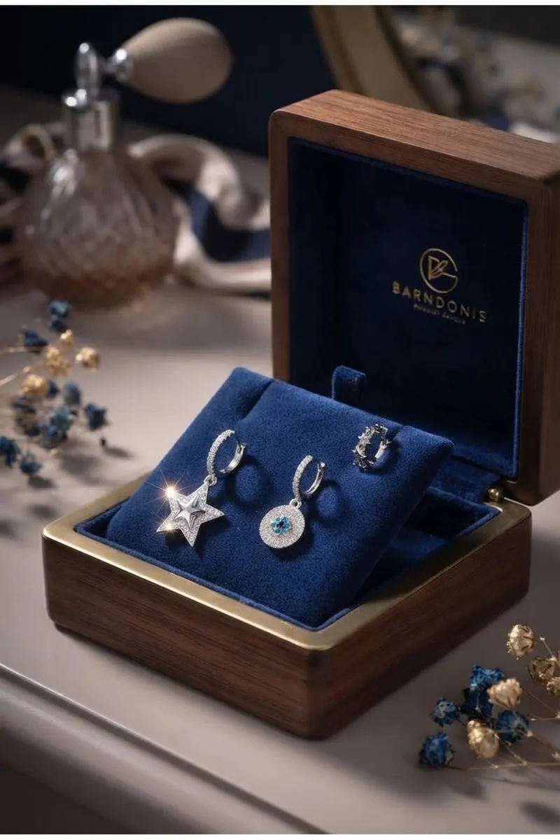 Pirinç Gümüş Renk Zirkon Taşlı Yıldız Model Nazar Boncuk Detay 3'lü Küpe Set