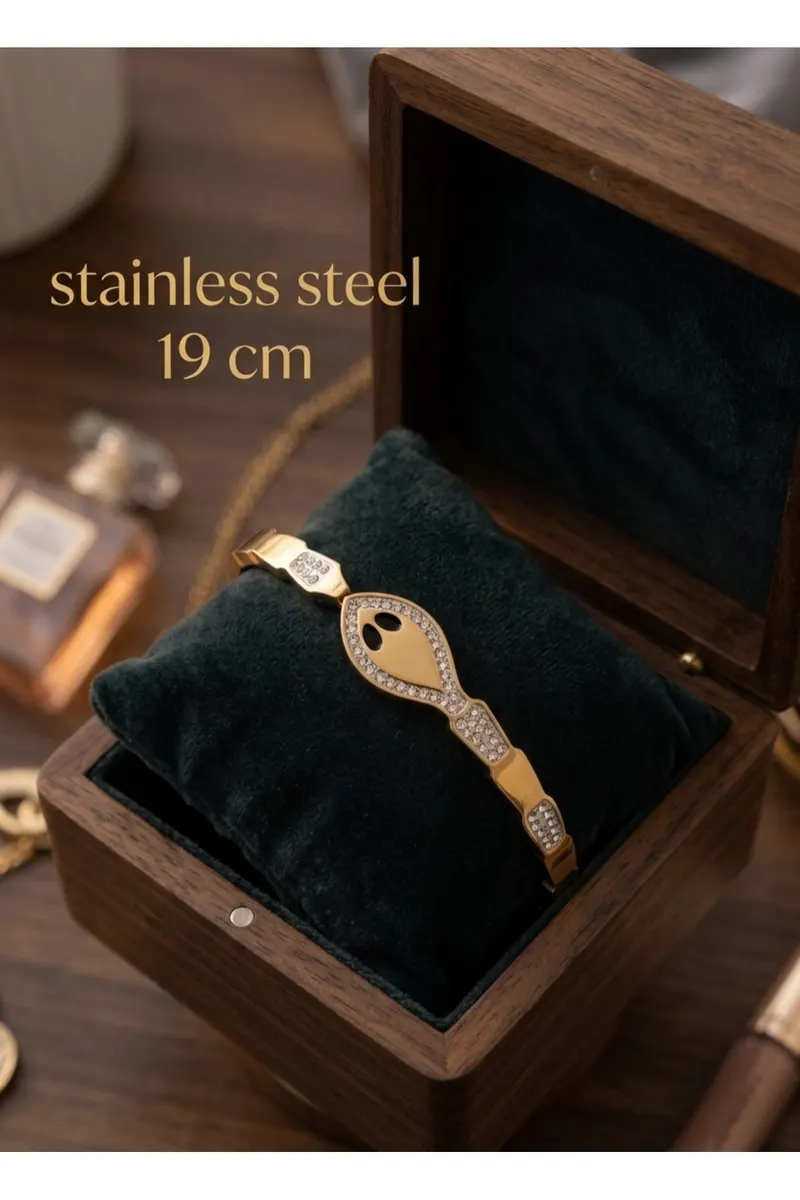 Gold Renk Yılan Model Zirkon Taş Detay Çelik Bileklik