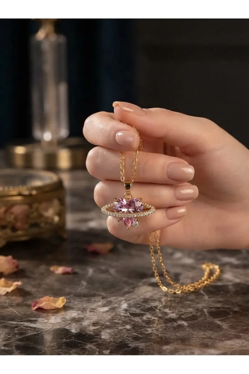 Gold Renk Zincirli Gül Pembe Kalp Motifli Çelik Kolye