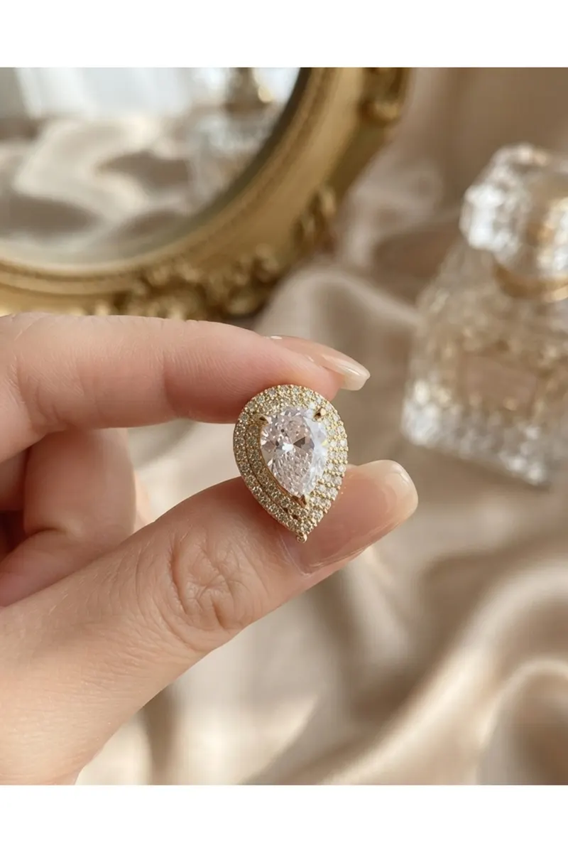 Pirinç Gold Renk Zirkon Taşlı Damla Model Küpe