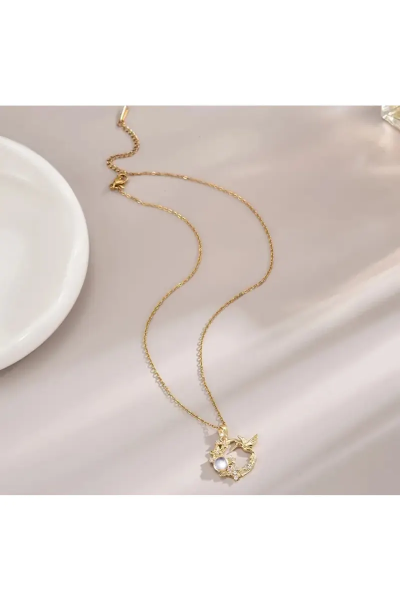 Vip Gold Renk 18k Altın Kaplama Kuşkonmaz Model Kolye