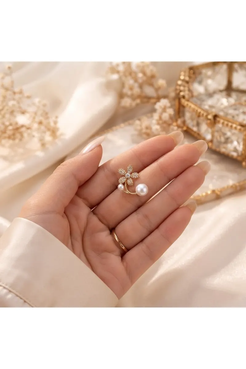 Gold Renk Kararmaz Altın Kaplama İncili Çiçek Model Küpe
