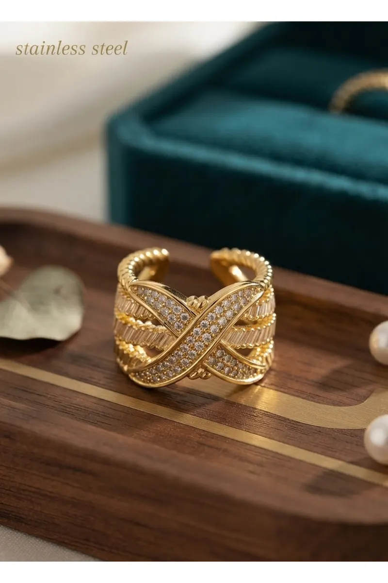 Pirinç Gold Renk Ayarlanabilir Zirkon Taşlı X Model Yüzük
