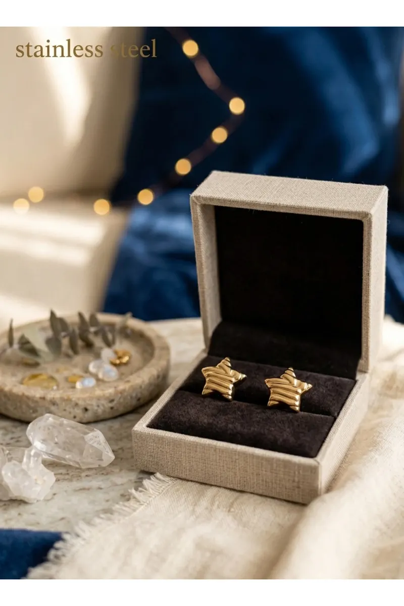 316L Gold Renk Yıldız Model Çelik Küpe