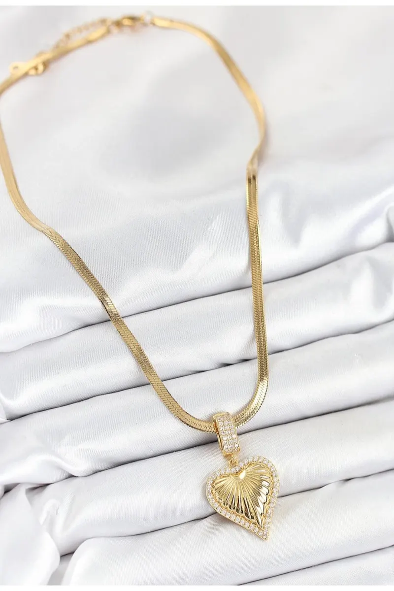 316L Gold Renk Çelik Zirkon Taşlı Kalp Model Kolye