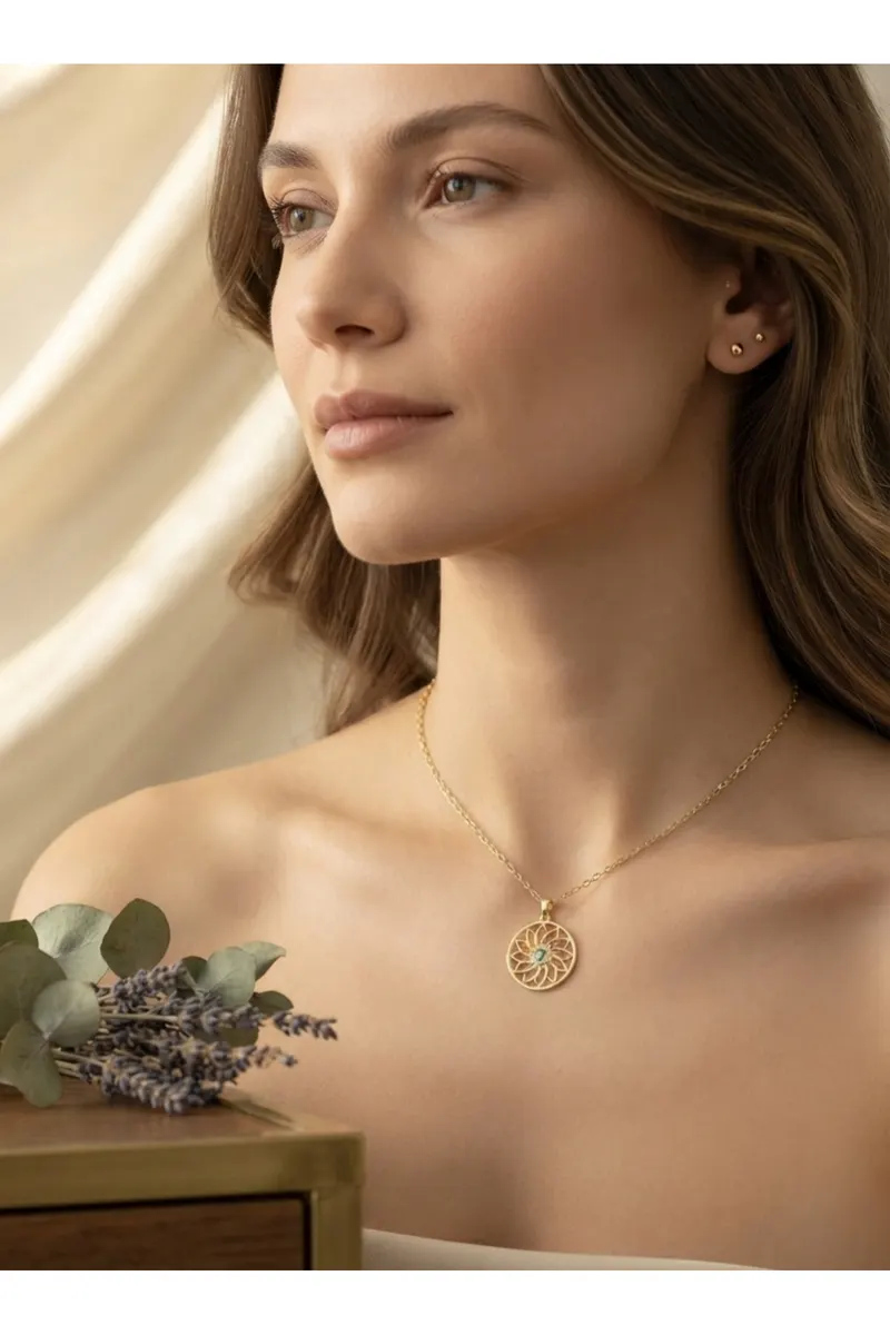 316L Çelik Zincir Gold Renk Mavi Taşlı Lotus Model Kolye