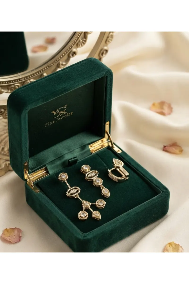 Pirinç Zirkon Taşlı Geometrik Model Gold Renk 3'lü Küpe Set