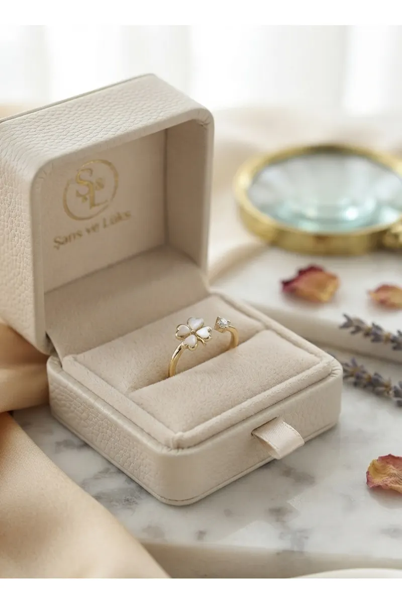 Gold Renk Yonca Model Sedefli Ayarlanabilir Çelik Yüzük