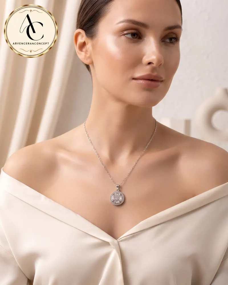 gümüş renk zirkon taşlı oval model çelik kolye