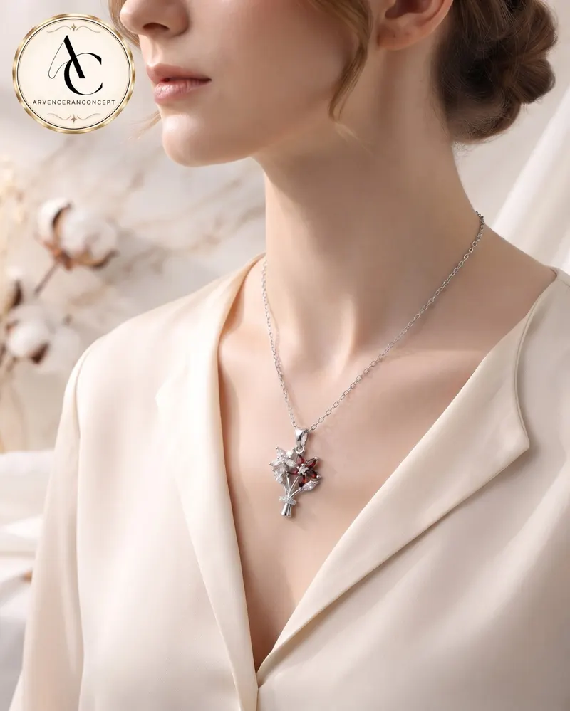 gümüş renk kırmızı saydam renk taşlı buket model çelik kolye