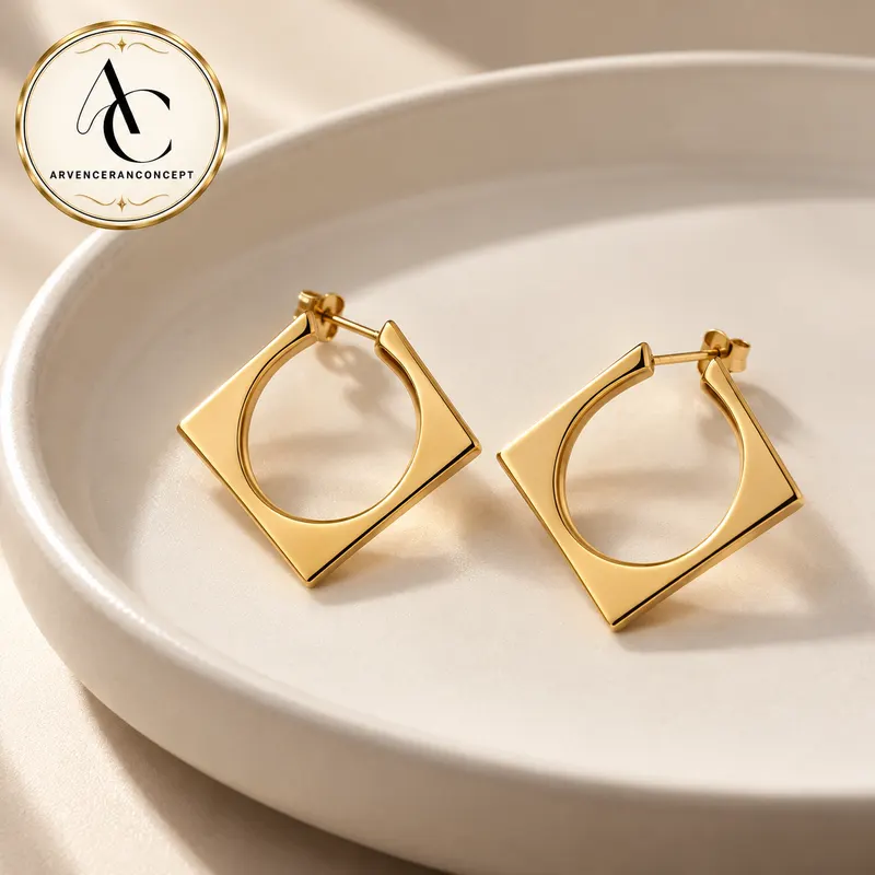gold renk geometrik kare formlu trend küpe