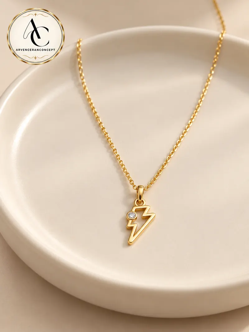 gold renk zirkon taş detaylı şimşek figürlü kolye